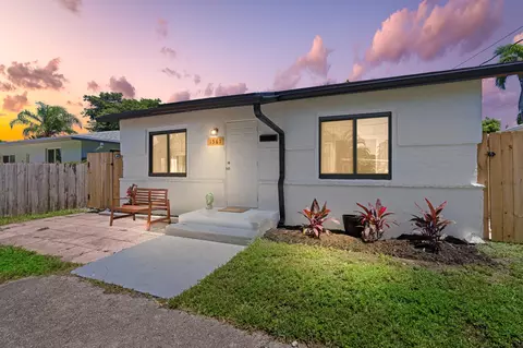 1561 NE 33rd St, Oakland Park, FL 33334