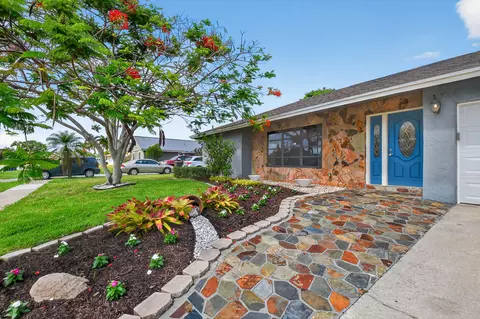 11784 Laurel Valley Cir, Wellington, FL 33414