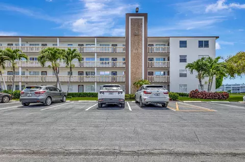 3075 Guildford E, Boca Raton, FL 33434 photo 18