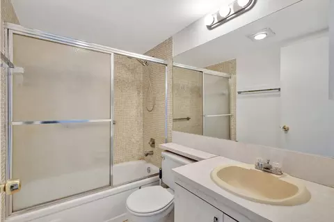 3075 Guildford E, Boca Raton, FL 33434 photo 15