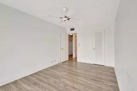 3075 Guildford E, Boca Raton, FL 33434 photo 10