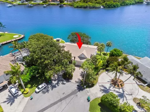 35 Tradewinds Cir, Tequesta, FL 33469 photo 6