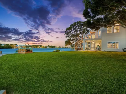 35 Tradewinds Cir, Tequesta, FL 33469 photo 7