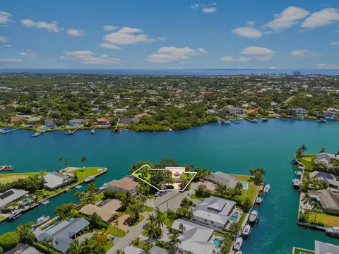 35 Tradewinds Cir, Tequesta, FL 33469 photo 3