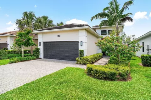 16070 Key Biscayne Ln, Westlake, FL 33470
