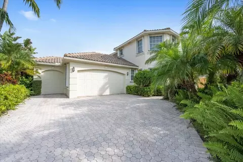 2514 Players Ct, Wellington, FL 33414