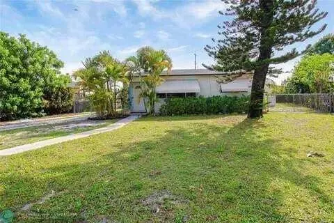 1226 S H St, FL 33460