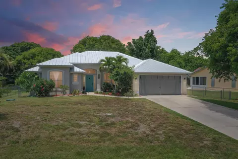 5901 Balsam Dr, Fort Pierce, FL 34982