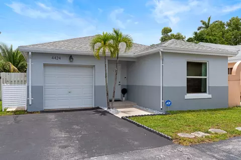 4424 SW 72nd Ter, Davie, FL 33314