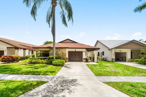 4932 Boxwood Circle Cir, Boynton Beach, FL 33436