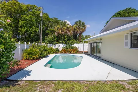 246 SE Ila St, Stuart, FL 34994 photo 11