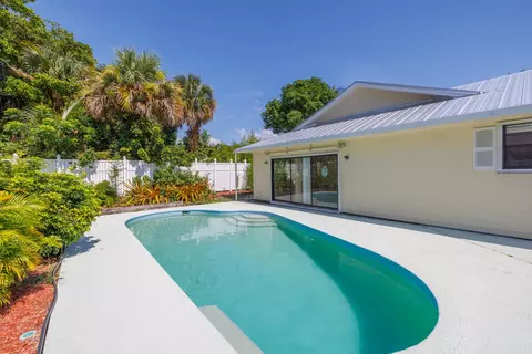 246 SE Ila St, Stuart, FL 34994 photo 12