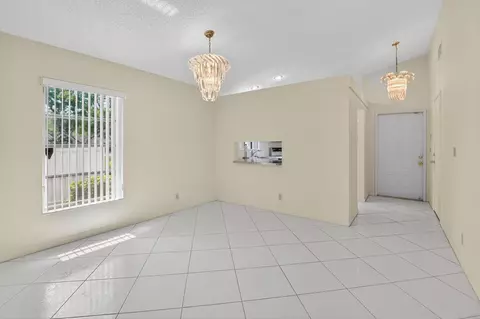 8129 Springtree Rd, Boca Raton, FL 33496 photo 7