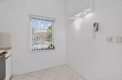 8129 Springtree Rd, Boca Raton, FL 33496 photo 15