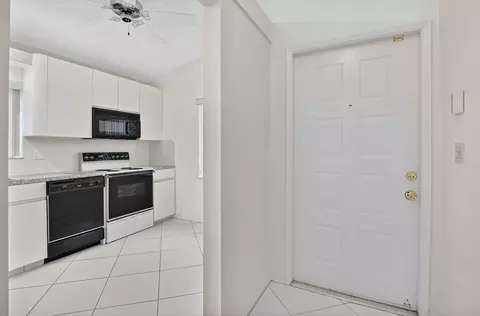 8129 Springtree Rd, Boca Raton, FL 33496 photo 5