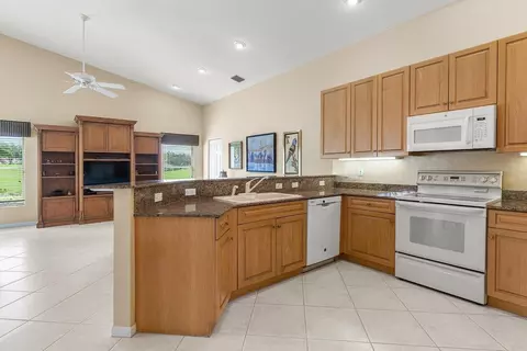 7146 Falls Rd E, Boynton Beach, FL 33437 photo 13