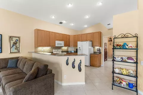 7146 Falls Rd E, Boynton Beach, FL 33437 photo 12
