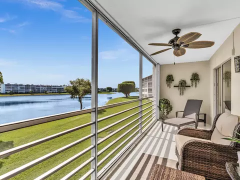 2083 Guildford E, Boca Raton, FL 33434 photo 9