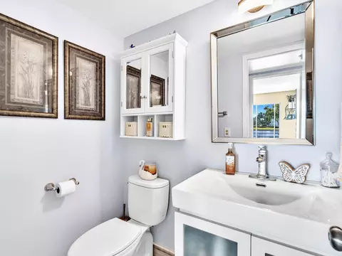 2083 Guildford E, Boca Raton, FL 33434 photo 10