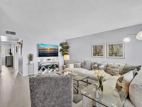 2083 Guildford E, Boca Raton, FL 33434 photo 17