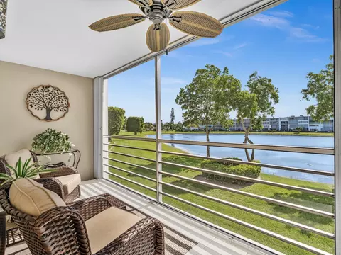 2083 Guildford E, Boca Raton, FL 33434 photo 7