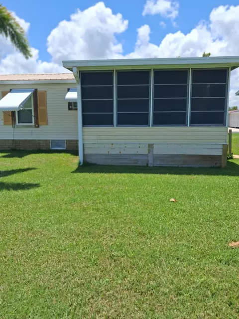 Exterior - 1660 SW 35 Cir, Okeechobee, FL 34974 photo 2 of 2