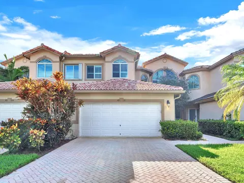 4991 Madison Lakes Cir W, Davie, FL 33328