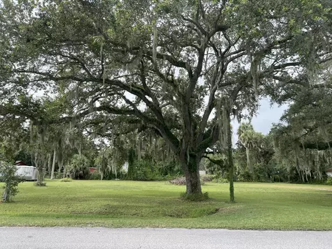 2070 SW 8th St, Okeechobee, FL 34974