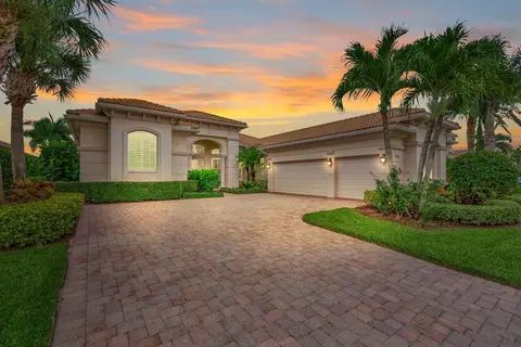 210 Sonata Dr, Jupiter, FL 33478 photo 2