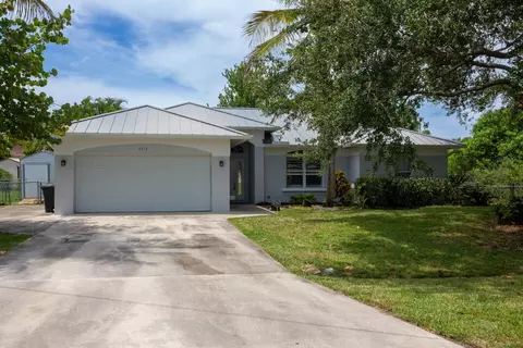6315 NW Hala Ct, Port Saint Lucie, FL 34983