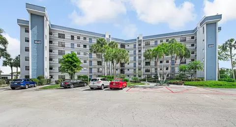 4640 Lucerne Lakes Blvd #206, Lake Worth, FL 33467