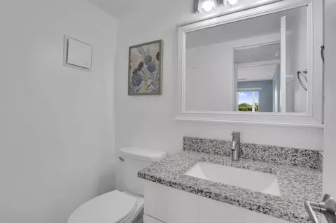 2070 Exeter D, Boca Raton, FL 33434 photo 13