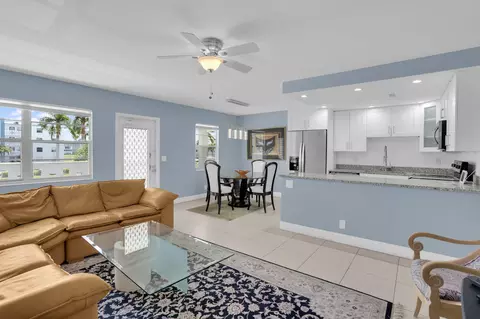 2070 Exeter D, Boca Raton, FL 33434 photo 8