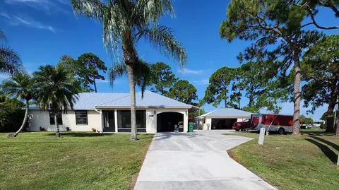 2410 SW Bayshore Blvd, Port Saint Lucie, FL 34984