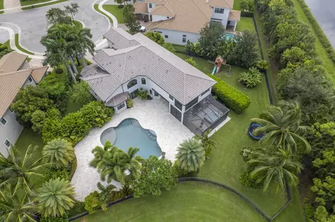 16865 Pierre Circle Cir, Delray Beach, FL 33446
