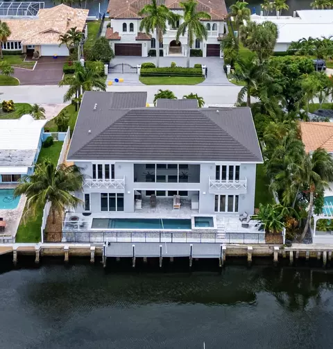 807 Dover St, Boca Raton, FL 33487