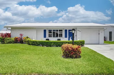 2087 SW 12th Ave, Boynton Beach, FL 33426