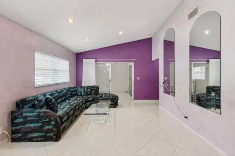 8157 Springtree Rd, Boca Raton, FL 33496 photo 9