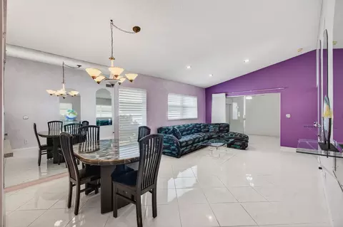 8157 Springtree Rd, Boca Raton, FL 33496 photo 6