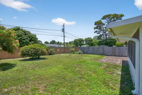 1208 Cherokee St, Jupiter, FL 33458 photo 6
