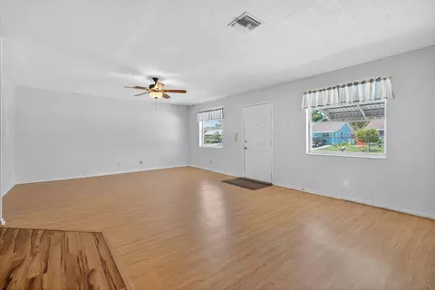 1208 Cherokee St, Jupiter, FL 33458 photo 10