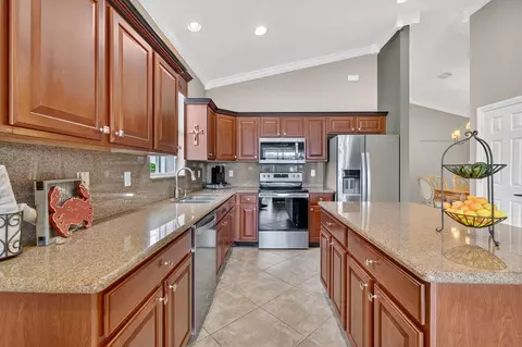 1564 SE Tidewater Pl, Stuart, FL 34997 photo 17