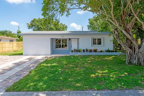 815 Hunter St, West Palm Beach, FL 33405