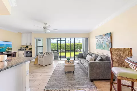1605 S Us Highway 1 #104V4, Jupiter, FL 33477