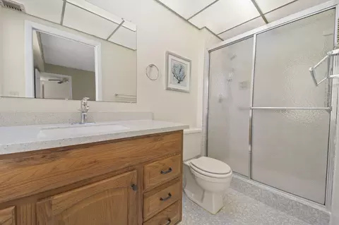 197 Capri E, Delray Beach, FL 33484 photo 19