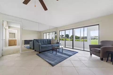 197 Capri E, Delray Beach, FL 33484 photo 6