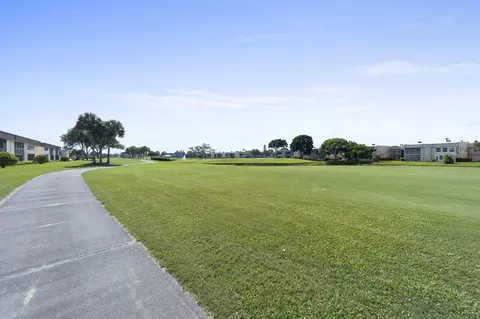 197 Capri E, Delray Beach, FL 33484 photo 28