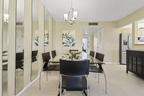 197 Capri E, Delray Beach, FL 33484 photo 8