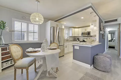 37 Brittany A, Delray Beach, FL 33446