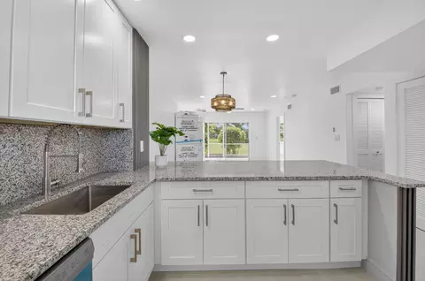 9880 Marina Blvd #1509, Boca Raton, FL 33428